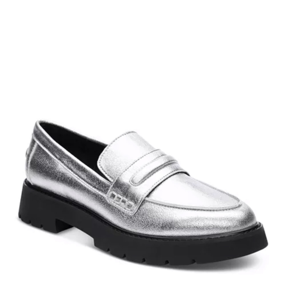 🆕 Women's Westside Metallic Loafers.